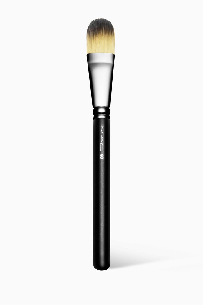 

190 Foundation Brush, Multicolour