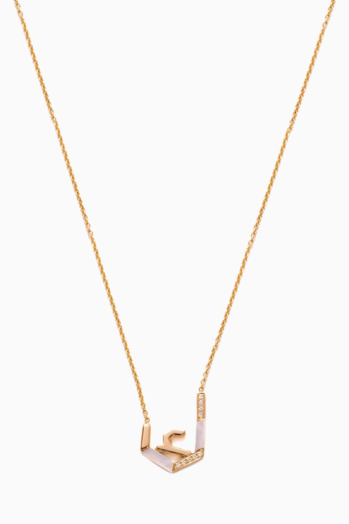 28 Initial Diamond Necklace with Mother of Pearl in 18kt Yellow Gold