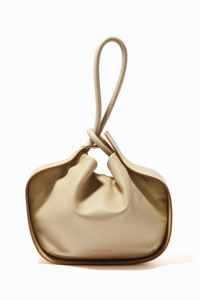 

Lake Wrist Strap Bag in Leather, Neutral