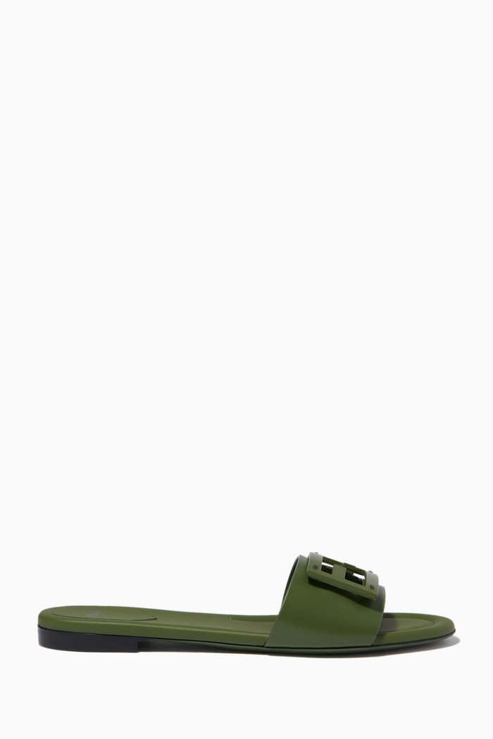 Signature FF Baguette Slides in Leather, Green