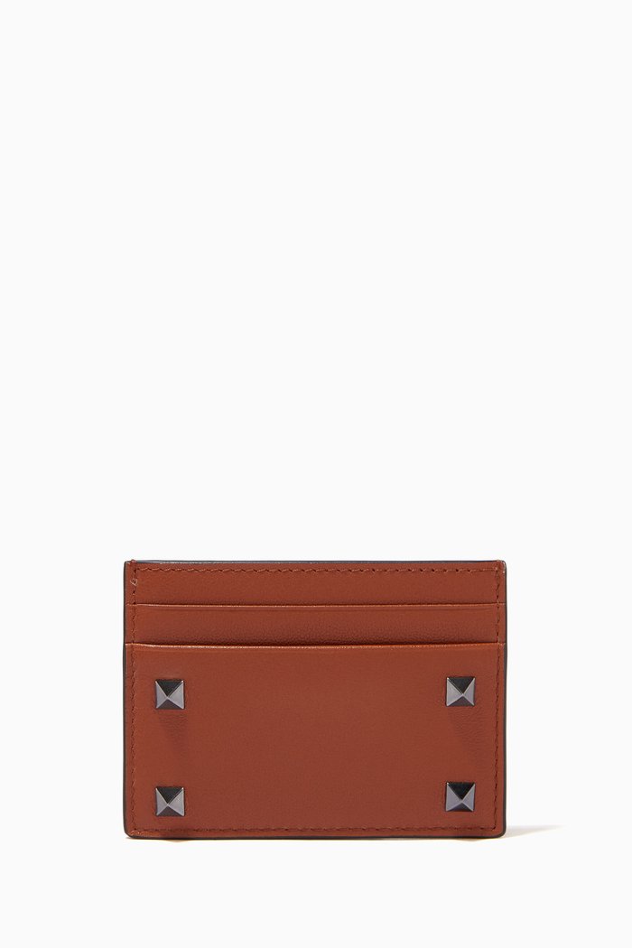

Valentino Garavani Rockstud Cardholder in Leather, Brown