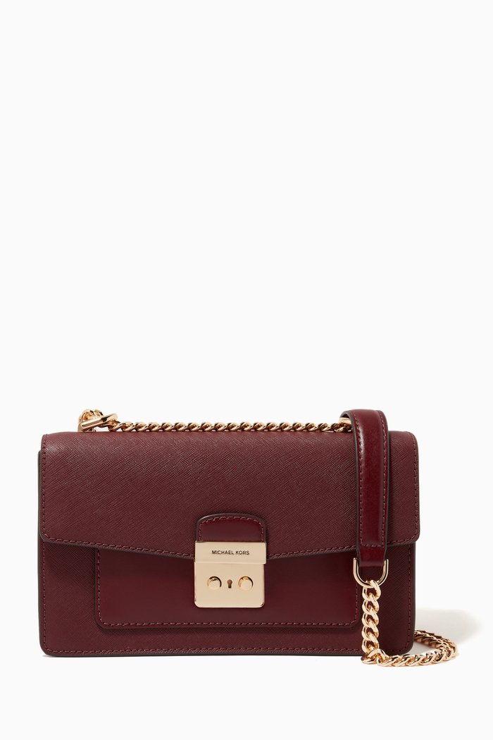 

Small Shoulder Bag in Leather, Red