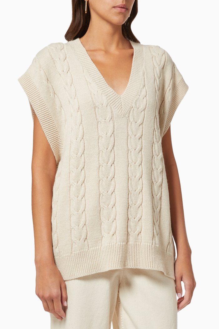 

Jules Cable Knit Sweater Vest in Wool, White