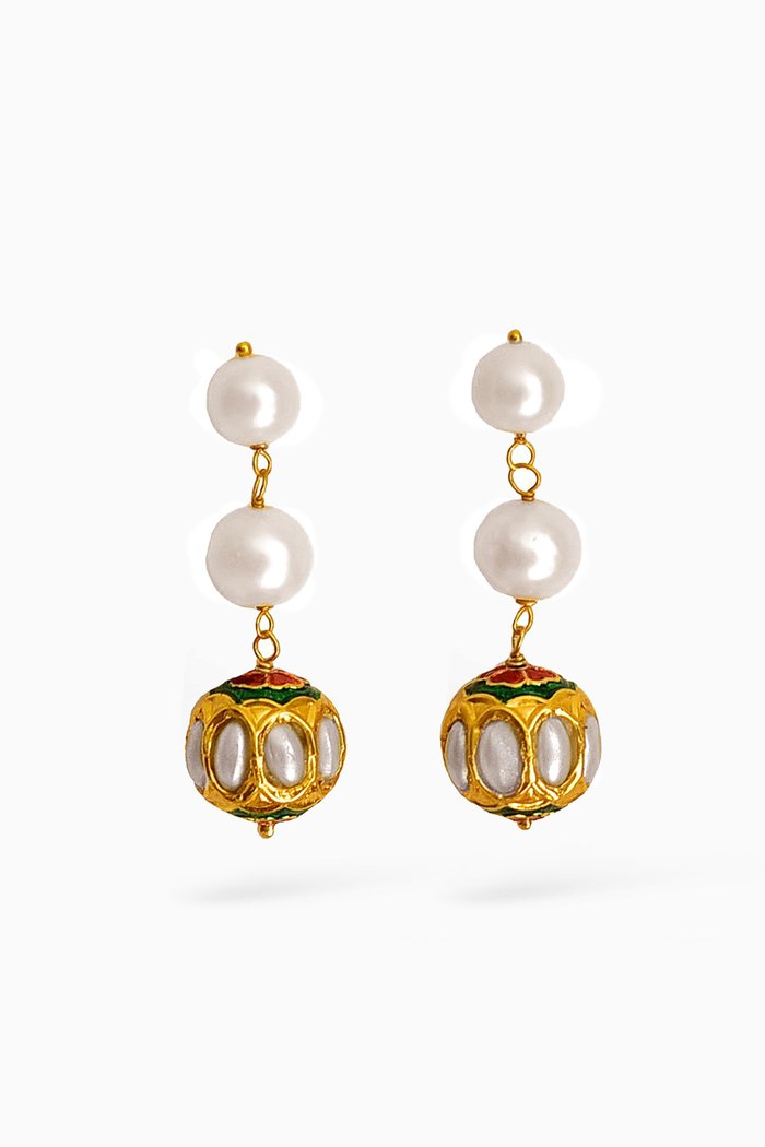 

Huda Pearl Earrings in 18kt Gold-plated Sterling Silver, White