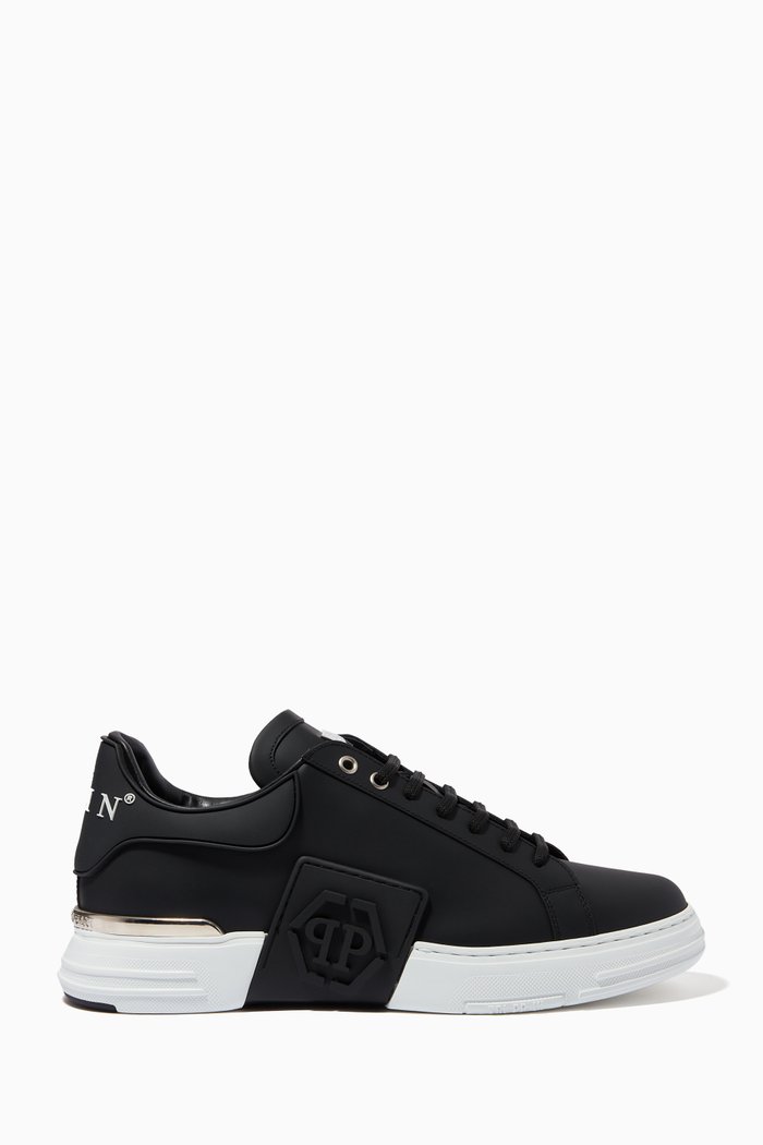 

Phantom Kick$ Lo-top Sneakers in Rubberised Leather, Black