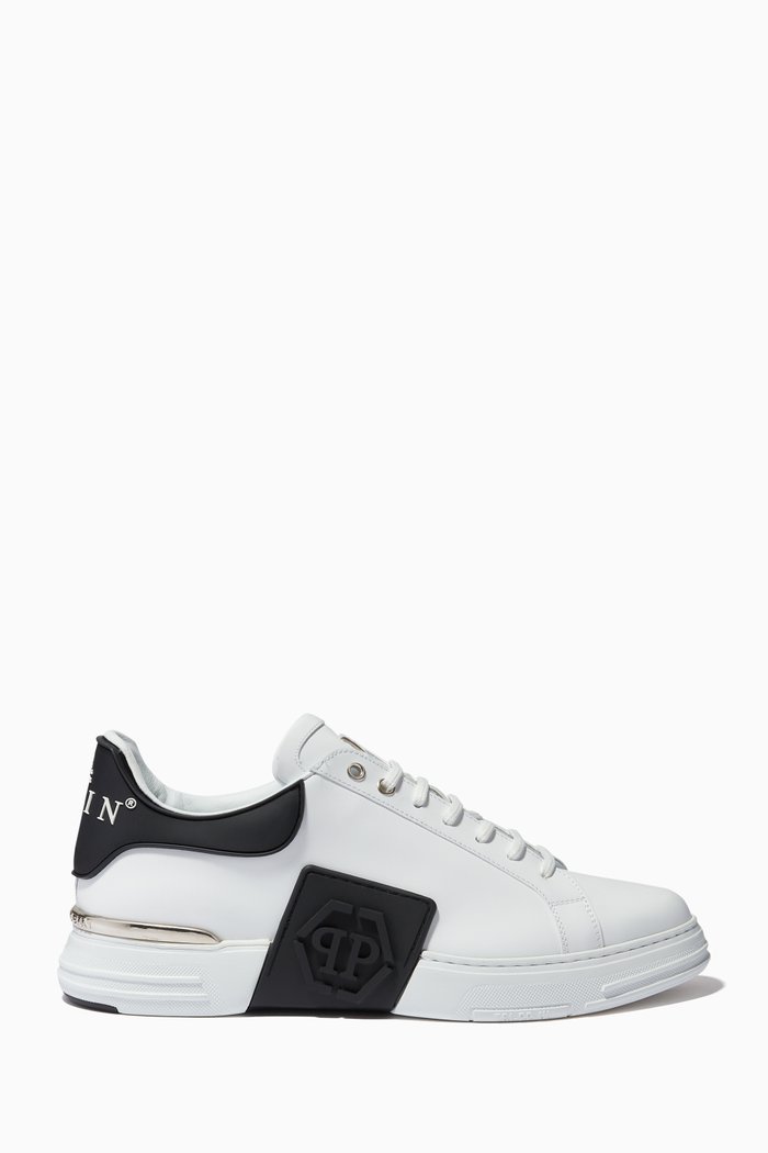 

Phantom Kick$ Lo-top Sneakers in Rubberised Leather, White