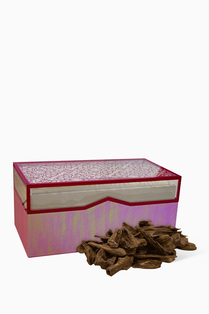 

Premium Cambodi Agarwood Gift Box, Multicolour