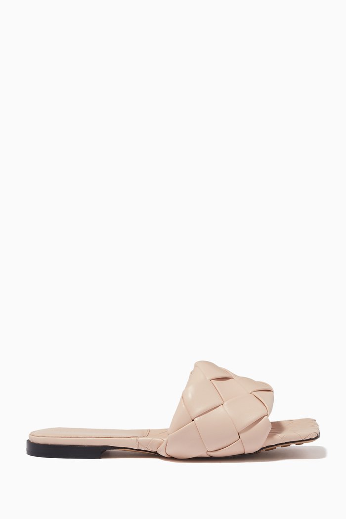 BV Lido Flat Sandals in Nappa, Neutral