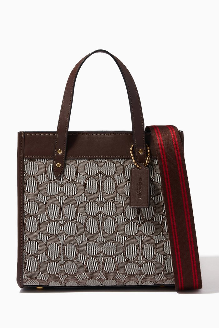 

Field Tote 22 in Signature Jacquard, Brown