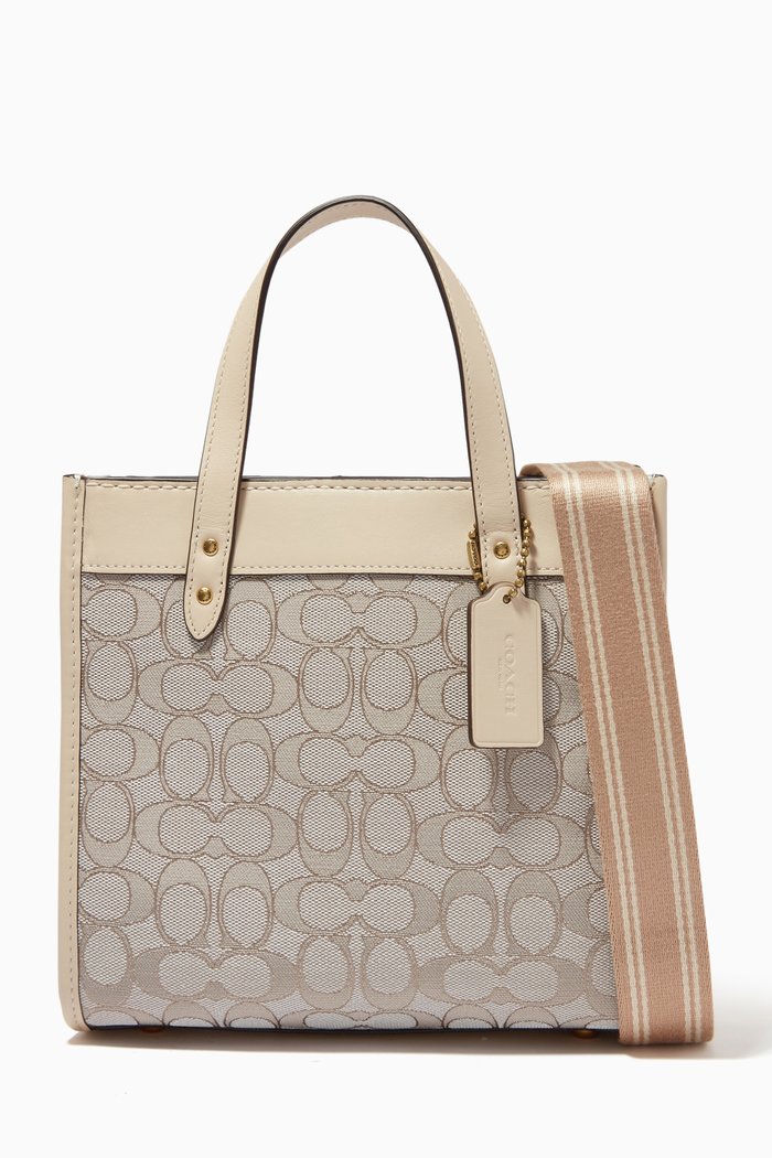 Field Tote 22 in Signature Jacquard, White