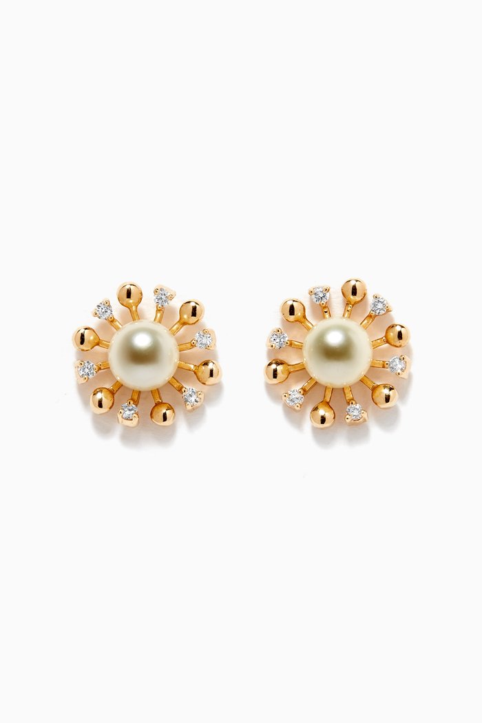 

Pearl Stud Diamond Earrings in 18kt Yellow Gold