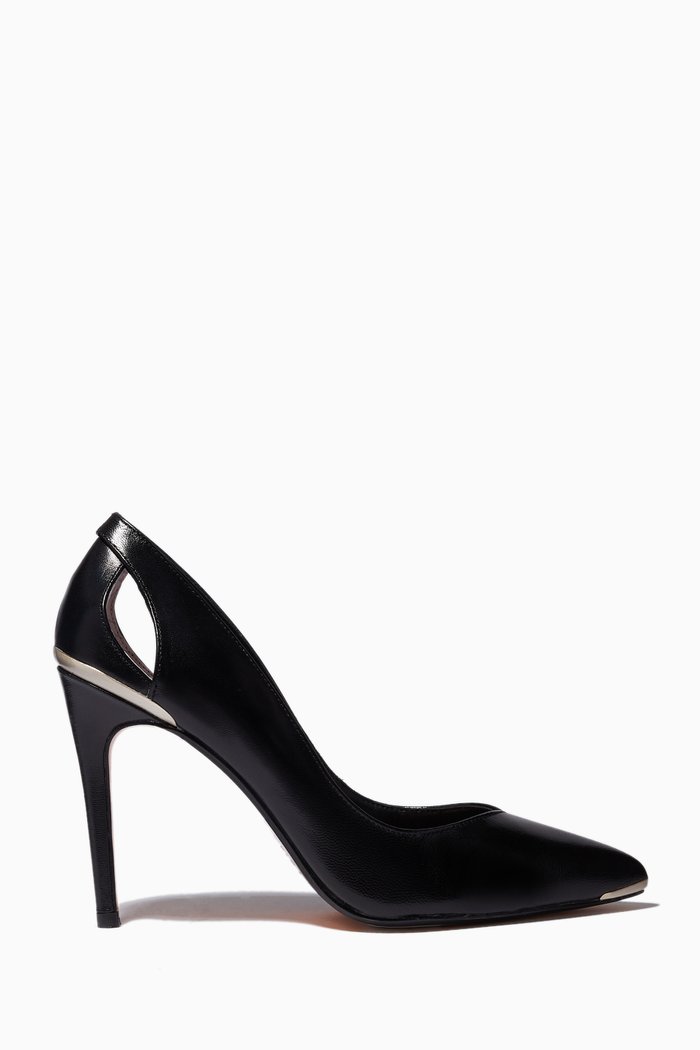 

Latefa Court Shoes with Cut-out in Leather, Black