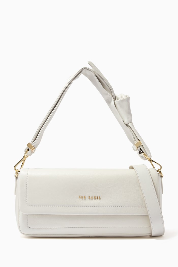

Sinitaa Shoulder Bag in Leather, White