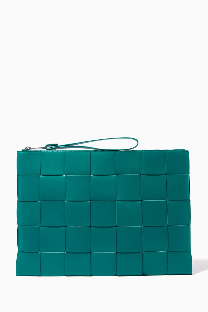 

Pouch in Intrecciato Calfksin, Blue