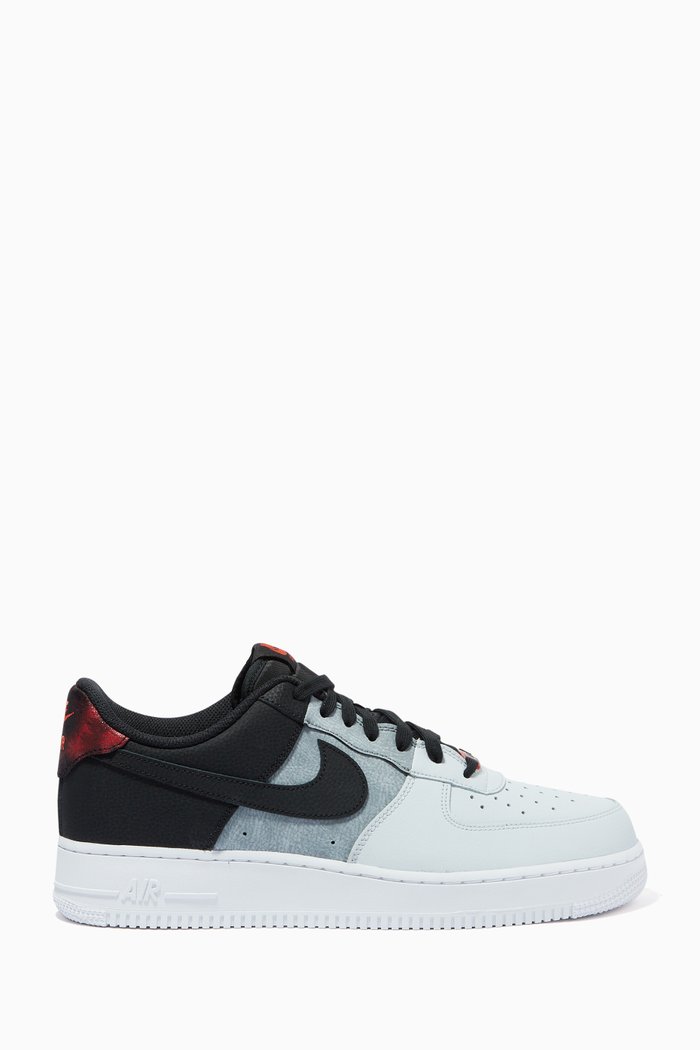 

Air Force 1'07 LV8 Sneakers in Leather, Black