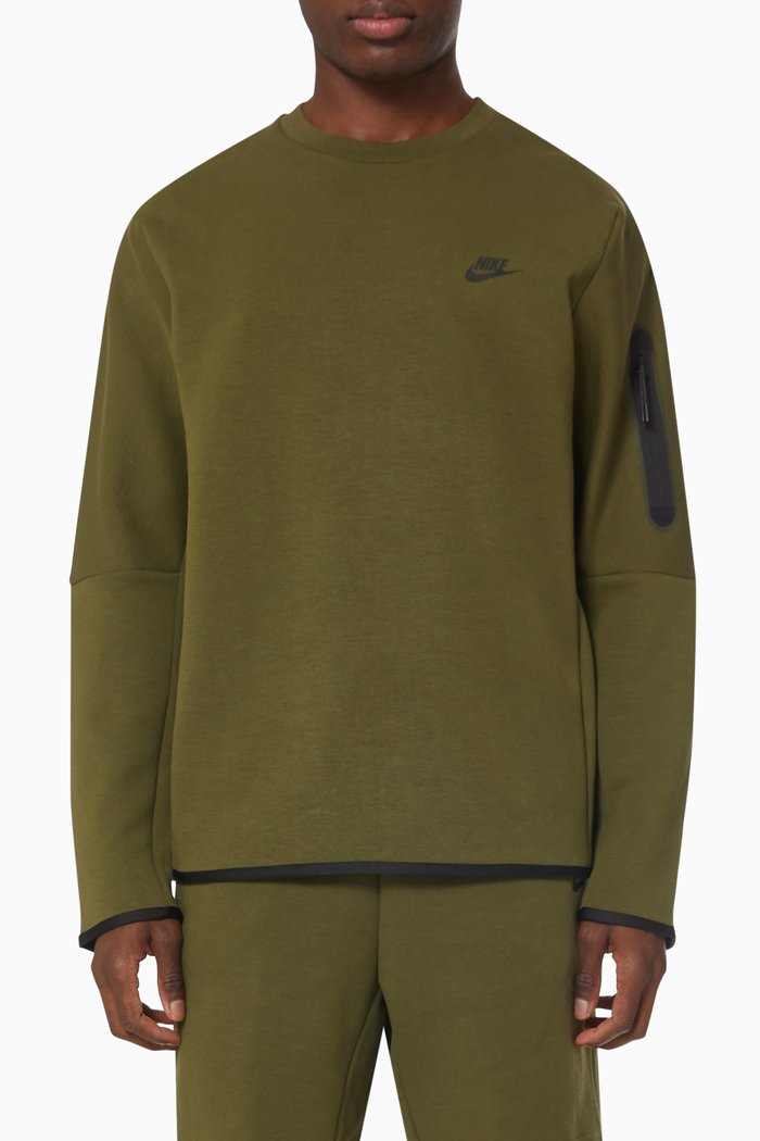 

Sportswear Sweatshirt in Tech Fleece, Green