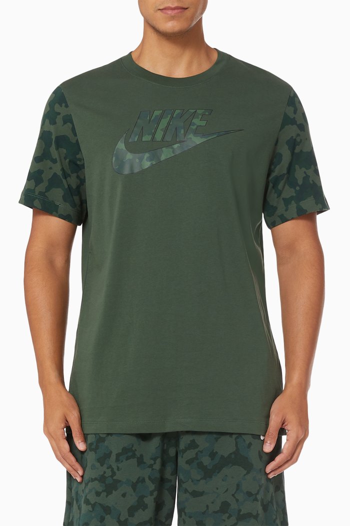 

Sportswear Futura Club Fill T-shirt in Cotton, Green