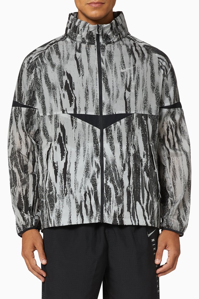 

Windrunner Wild Run Printed Running Jacket, Grey