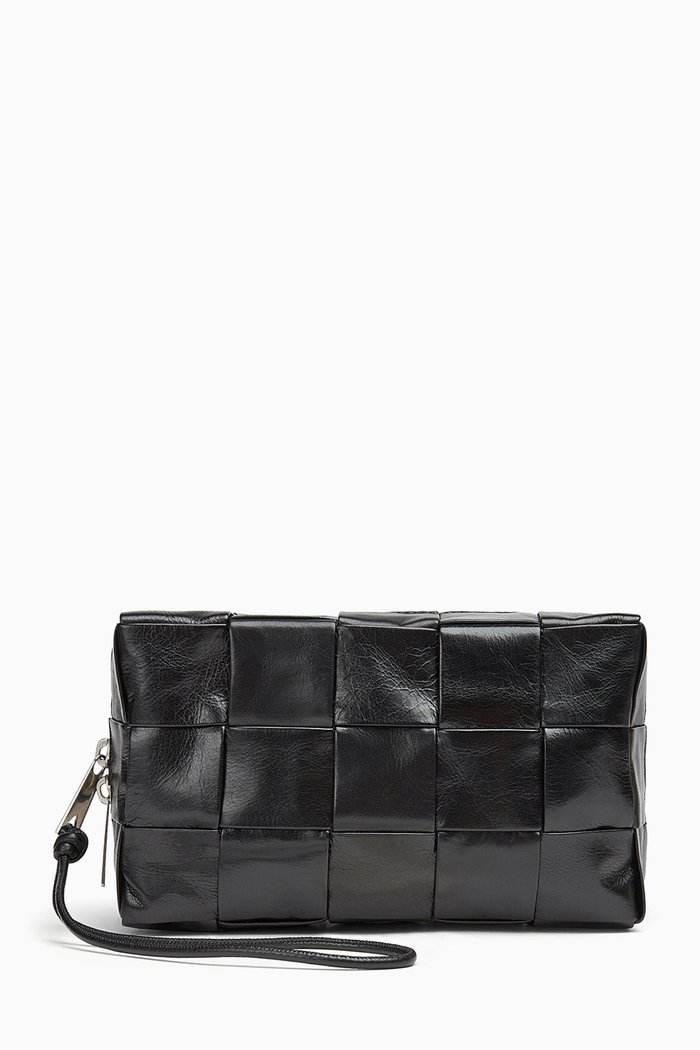 

Wash Bag in Intrecciato Paper Calf, Black