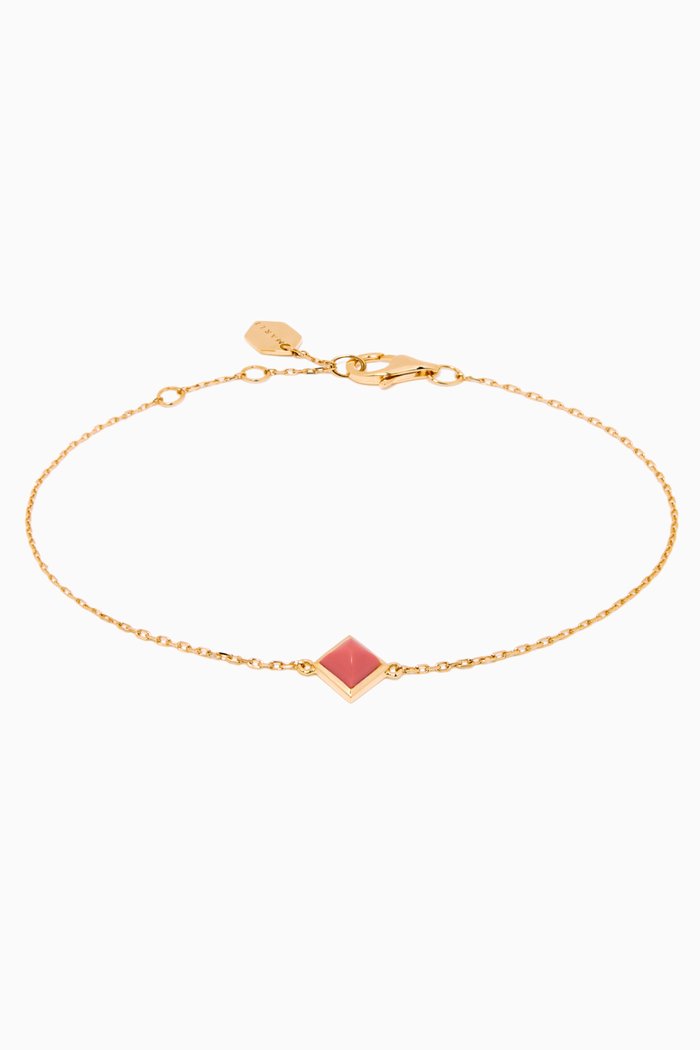 

Cleo Pyramid Bracelet with Pink Coral in 18kt Yellow Gold