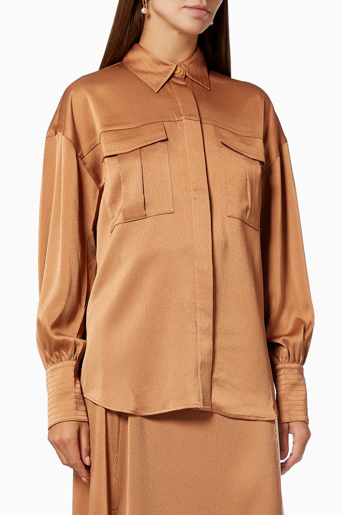

Right There Shirt in Textured Crepe, Brown