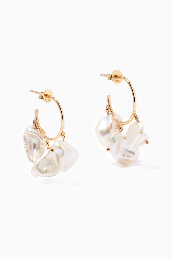 

Medium Pearl Hoops in 14kt Yellow Gold