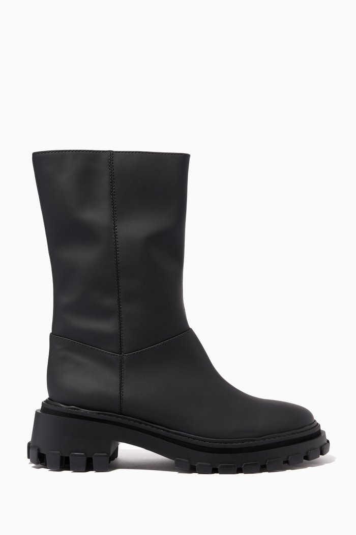

Zip-up Chunky Boots in Leather, Black