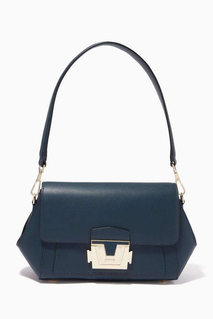 

Erica Handbag in Calfskin Leather, Blue