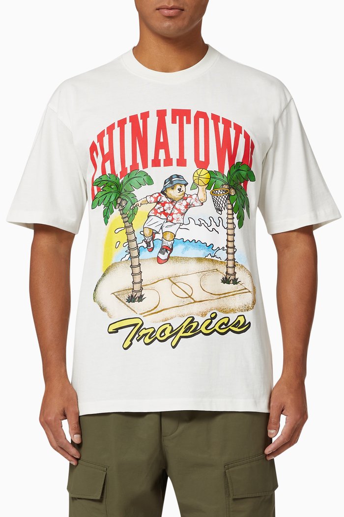 

Dunking Bear By The Water T-shirt in Cotton Jersey, Neutral
