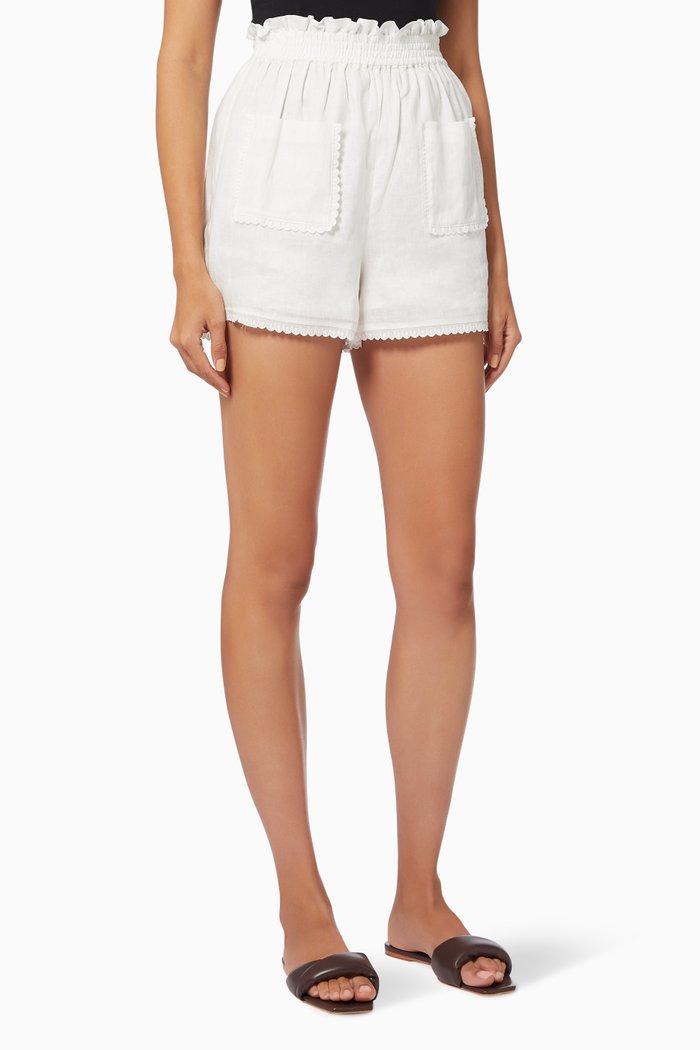 

Lifted Shorts in Linen, White