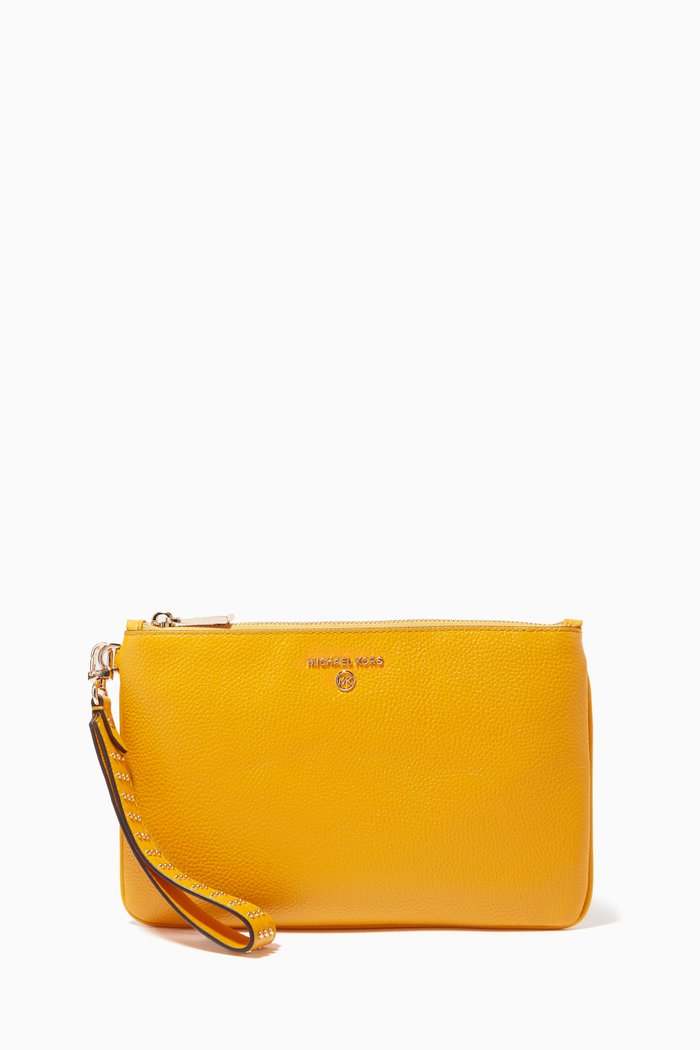 

Medium Studded Wristlet in Pebbled Leather, Orange