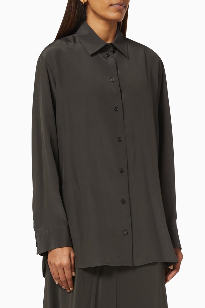 

Sisila Shirt in Silk, Green