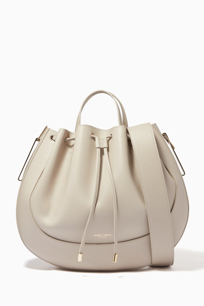 

Drawstring Hobo Bag in Leather, Neutral