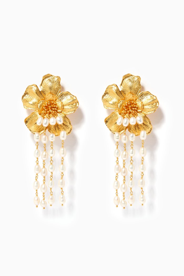 

Azalea Bloom Pearl Earrings in 24kt Gold Plating