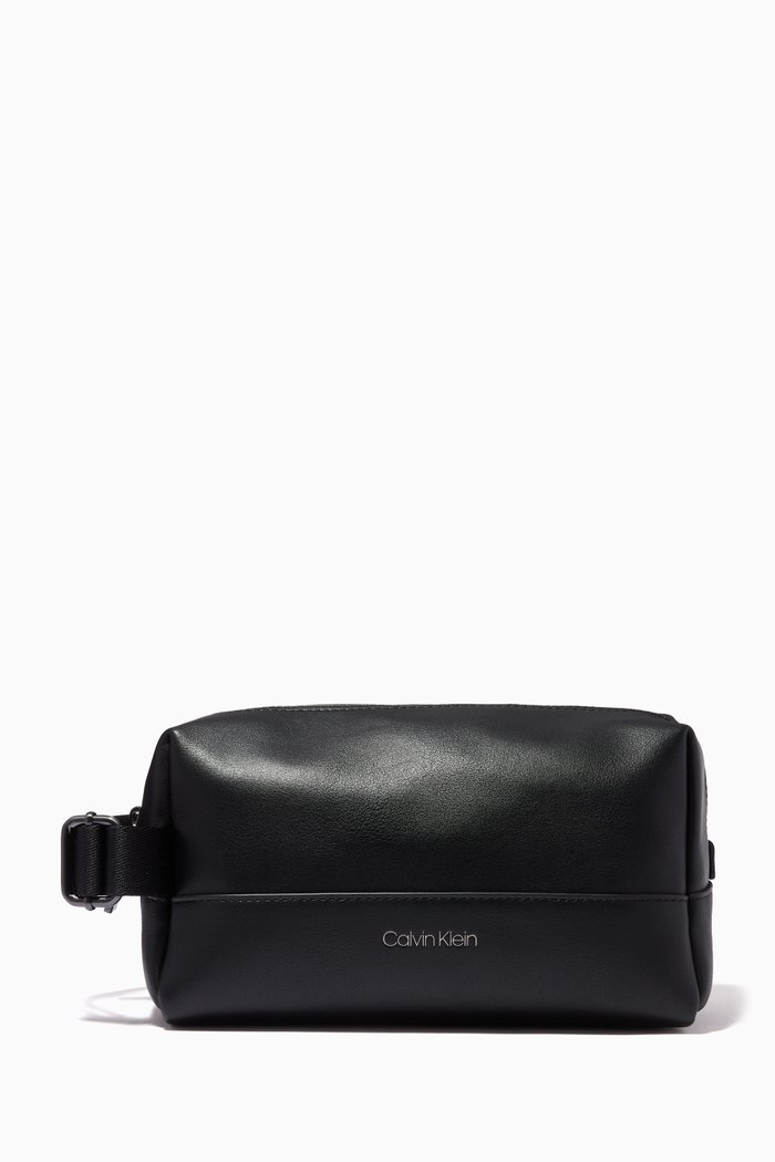 

Wash Bag in Faux Leather, Black
