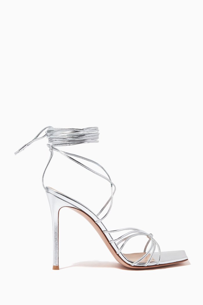 

105 Strappy Sandals in Metallic Nappa, Silver