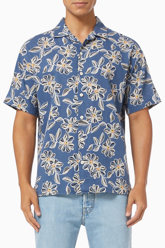 

Summer Resort Shirt in Linen, Blue