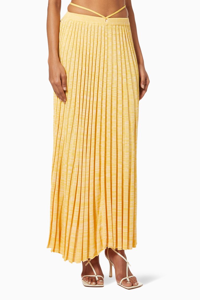 

Pleated Tie Skirt in Rib-knit, Yellow
