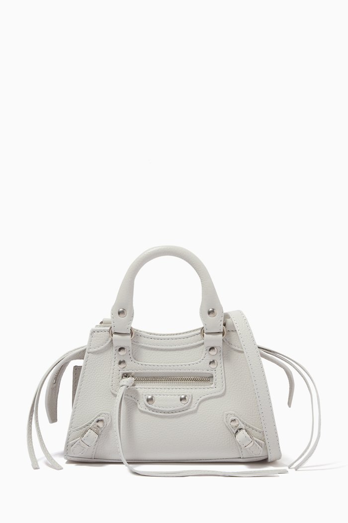 

Neo Classic Nano Top Handle in Grained Calfskin, White
