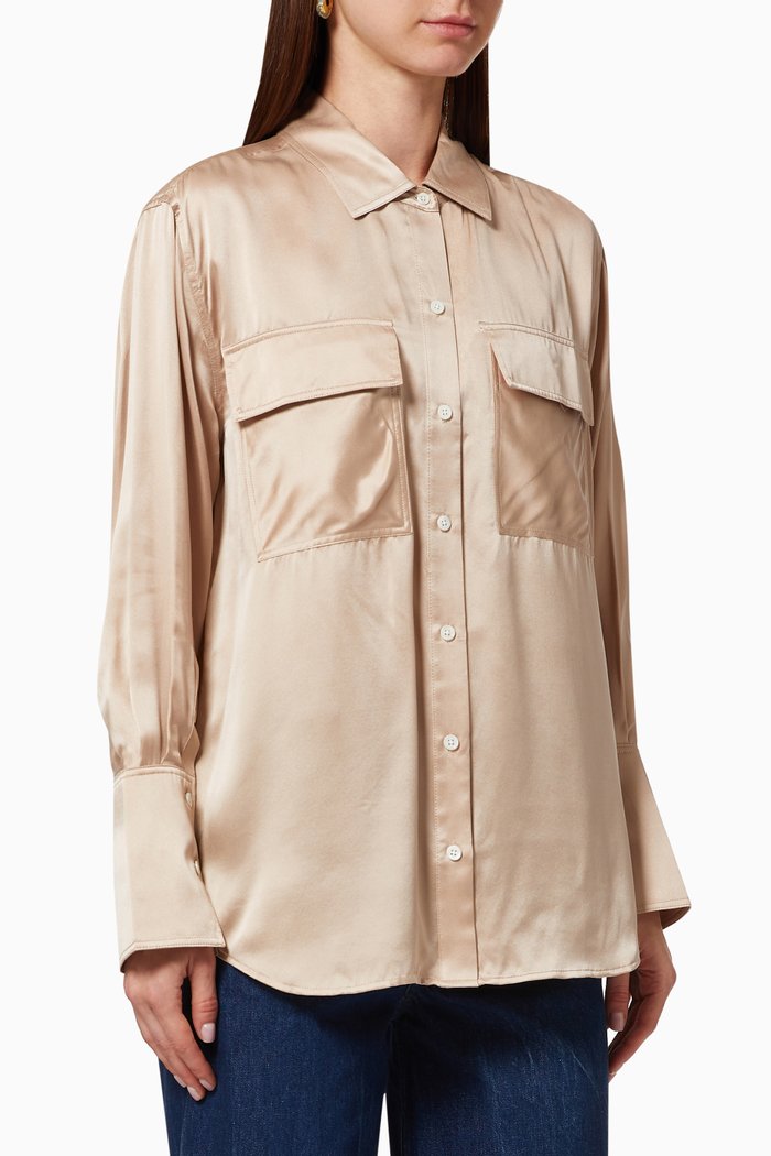 Boyfriend Shirt in Silk, Neutral