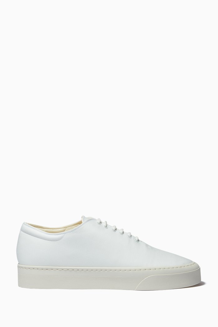 

Marie H Sneakers in Canvas, White