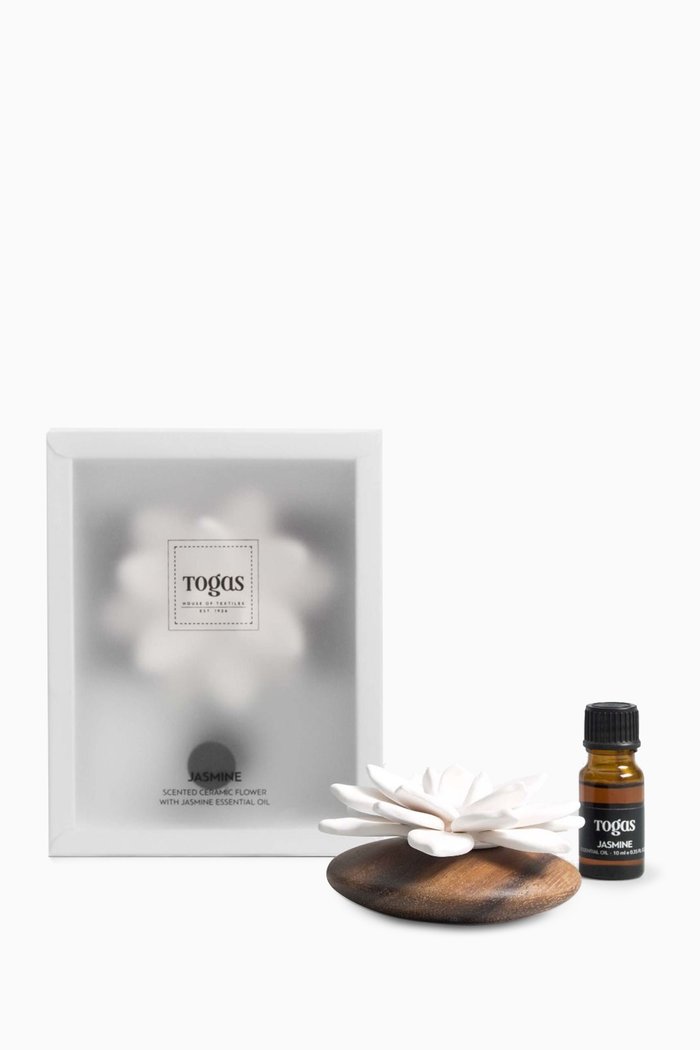 

Lotus Ceramic Sachet with Jasmine Essential Oil, White
