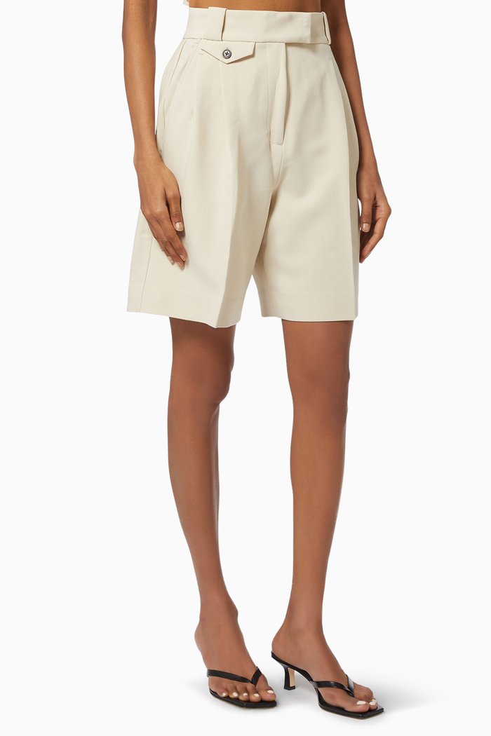 Ivy High Waisted Tailored Shorts in Viscose, Neutral