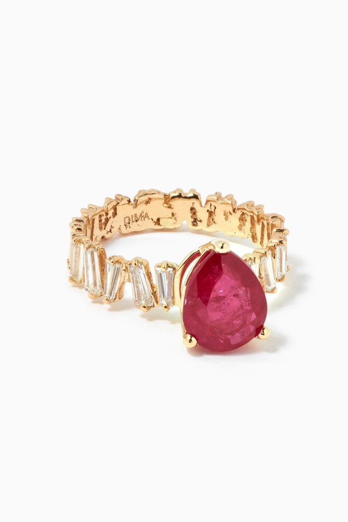 

Ruby Ring with Baguette Diamonds in 18kt Gold