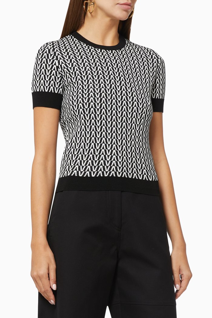 

Sweater in Valentino Optical Jacquard Wool, Black