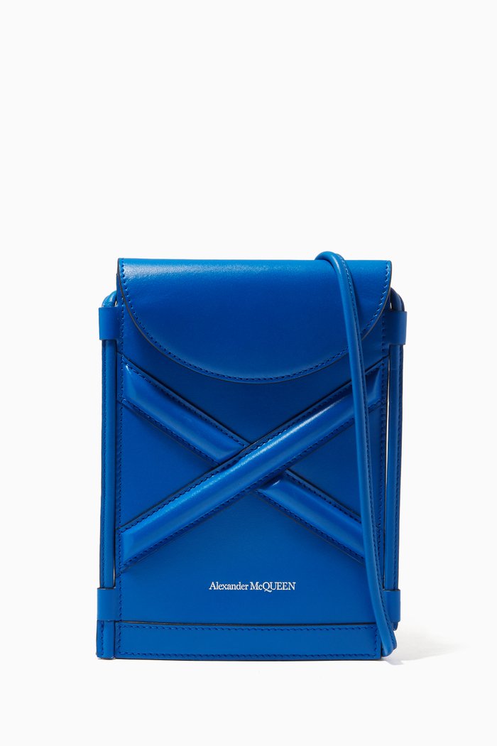

The Curve Phone Holder in Leather, Blue