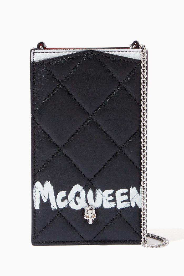 

Skull Phone Case on Chain in Quilted Nappa, Black