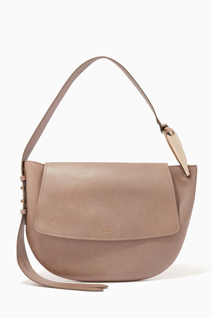 

Kiss Hobo Bag in Calfskin, Grey
