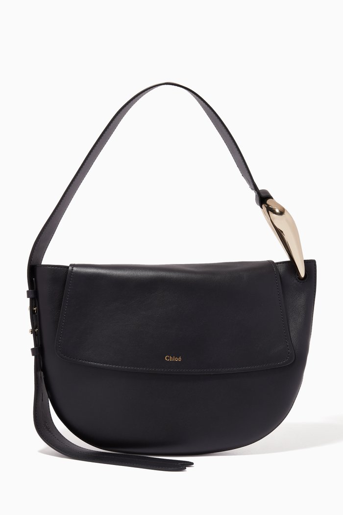 

Kiss Hobo Bag in Calfskin, Blue