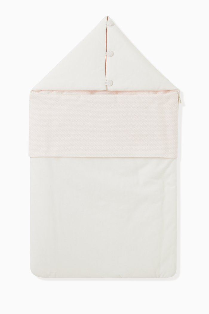 

Eagle Logo Sleeping Nest, Pink